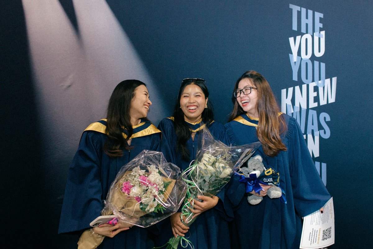 HumberAlumni's tweet image. We're celebrating ambition, dedication & bright futures ahead for thousands of 2025 @HumberPoly graduates. 🎓
Humber helped you get here & your Alumni Family is always by your side, cheering you on for whatever comes next.
Learn how to stay connected by visiting…