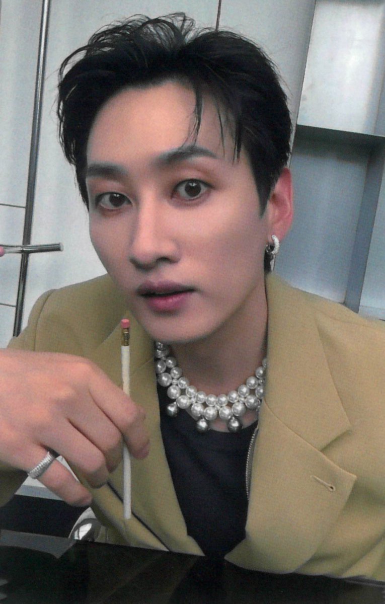 [SCAN1] Super Junior D&amp;E - Doremii Entertainment Taipei Fansign_POB POCA 2/2 💙

🐯🐰 D&amp;E version 👔💗👔
(Office romance between two rivaling company executives 🤭🥰)

#SUPERJUNIOR #슈퍼주니어 
#SuperJuniorDnE #슈퍼주니어DnE
#은혁 #EUNHYUK <a href="/AllRiseSilver/">Dalnim</a>
#동해 #DONGHAE