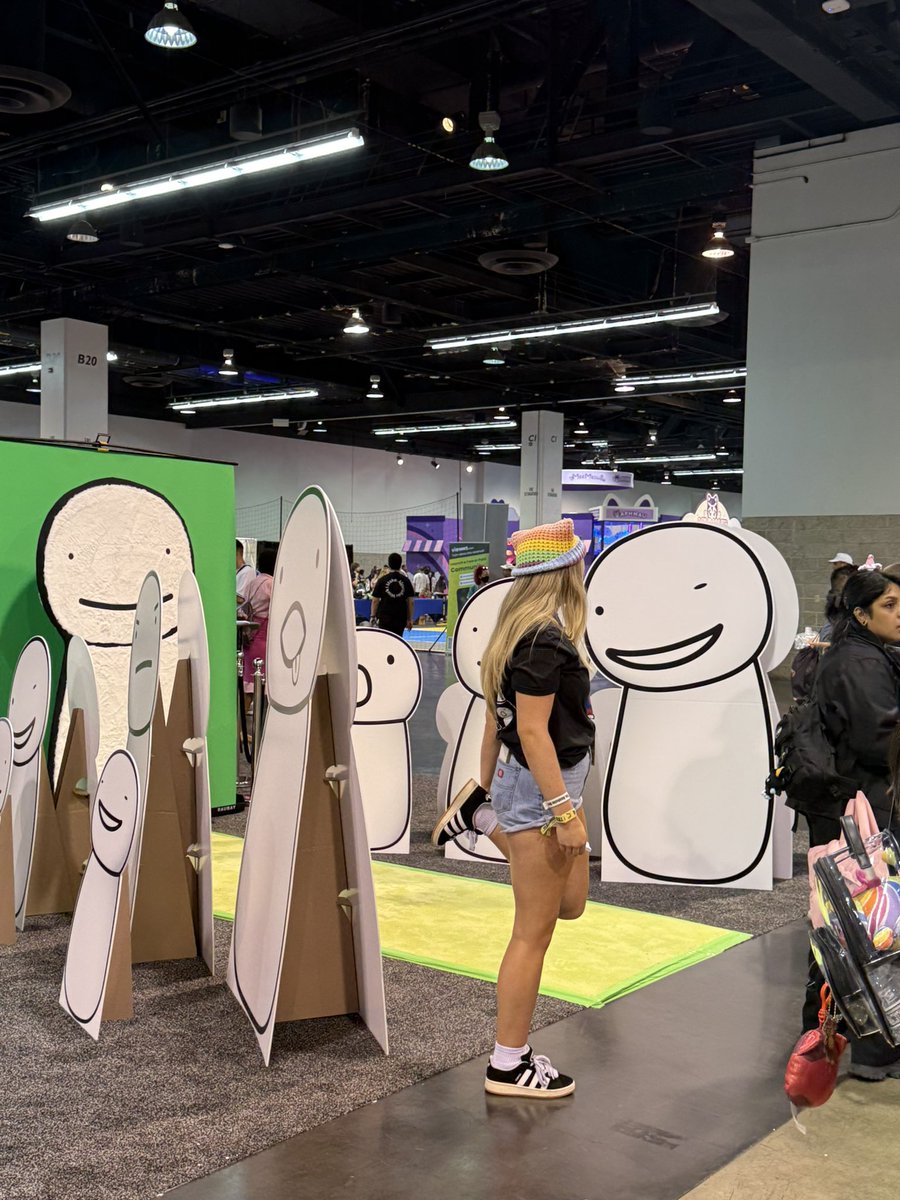 theadammcintyre's tweet image. lol