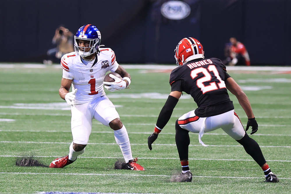 ApexFFML's tweet photo. 🚨 Must-Draft Year 2 WRs for 2025

Xavier Worthy finished hot 🔥
Malik Nabers already looks like a superstar 👑
Both are being undervalued.

Breakout profiles, elite comps, &amp; why they’re league-winners by @BraudeM 👇

🔗 https://t.co/bAou3T2irH

#FantasyFootball https://t.co/9AFqwQY9Wg