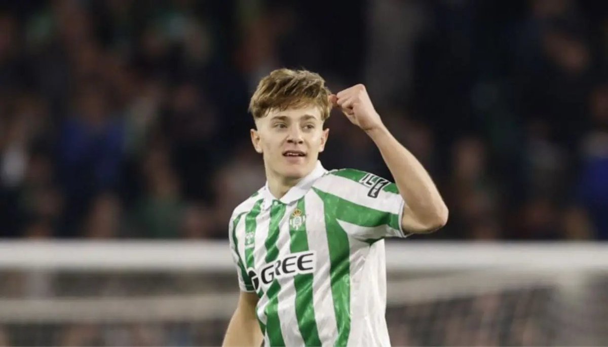 El Pelotazo (@elpelotazocsr) on Twitter photo ⁉️ ¿Debe vender el <a href="/RealBetis/">Real Betis Balompié 🌴💚</a> al COMO a Jesús Rodríguez?
🗣️ Ismael Medina: "Venderlo por 18M.€ no sería muy entendible"
🗣️ Fali Pineda: "Si ponen 20M.€ por Jesús Rodríguez, adelante. Lo vimos en la final, ha metido un bajón tremendo"
📲 #ProgramónMorrocotudo ⁉️ ¿Debe vender el <a href="/RealBetis/">Real Betis Balompié 🌴💚</a> al COMO a Jesús Rodríguez?
🗣️ Ismael Medina: "Venderlo por 18M.€ no sería muy entendible"
🗣️ Fali Pineda: "Si ponen 20M.€ por Jesús Rodríguez, adelante. Lo vimos en la final, ha metido un bajón tremendo"
📲 #ProgramónMorrocotudo