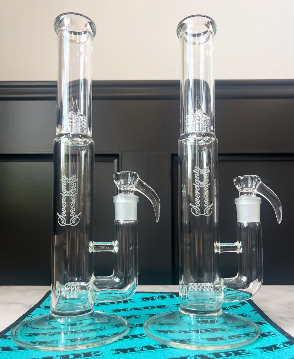 MADEgallery's tweet image. Who’s looking for a new SOV?
PAWNS AVAILABLE