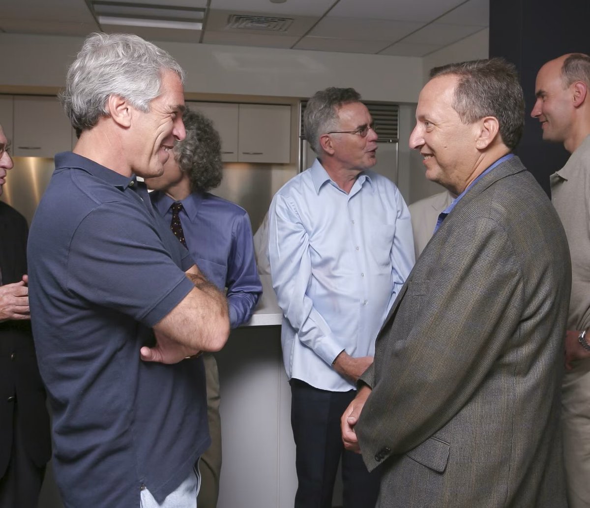 Never seen so many close personal friends of Jeffrey Epstein come together to attack a mayoral candidate for NYC. It seems <a href="/ZohranKMamdani/">Zohran Kwame Mamdani</a> has definitely struck a nerve with the worst people in this country. For that reason alone, we should all be rooting for him. #DontRankCuomo