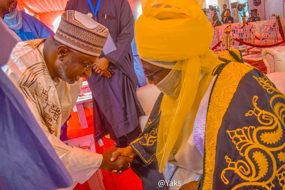 PRESIDENT TINUBU STATE VISIT TO KADUNA

THE Emir of Zazzau, Mal Nuhu Bamalli CFR, joined the State Governor, Uba Sani nd the Speaker of the House of Representatives, Rt. Hon. Abbas Tajuddeen PhD GCON, Iyan Zazzau in hosting President  Tinubu GCFR on a State visit in Kaduna today.
