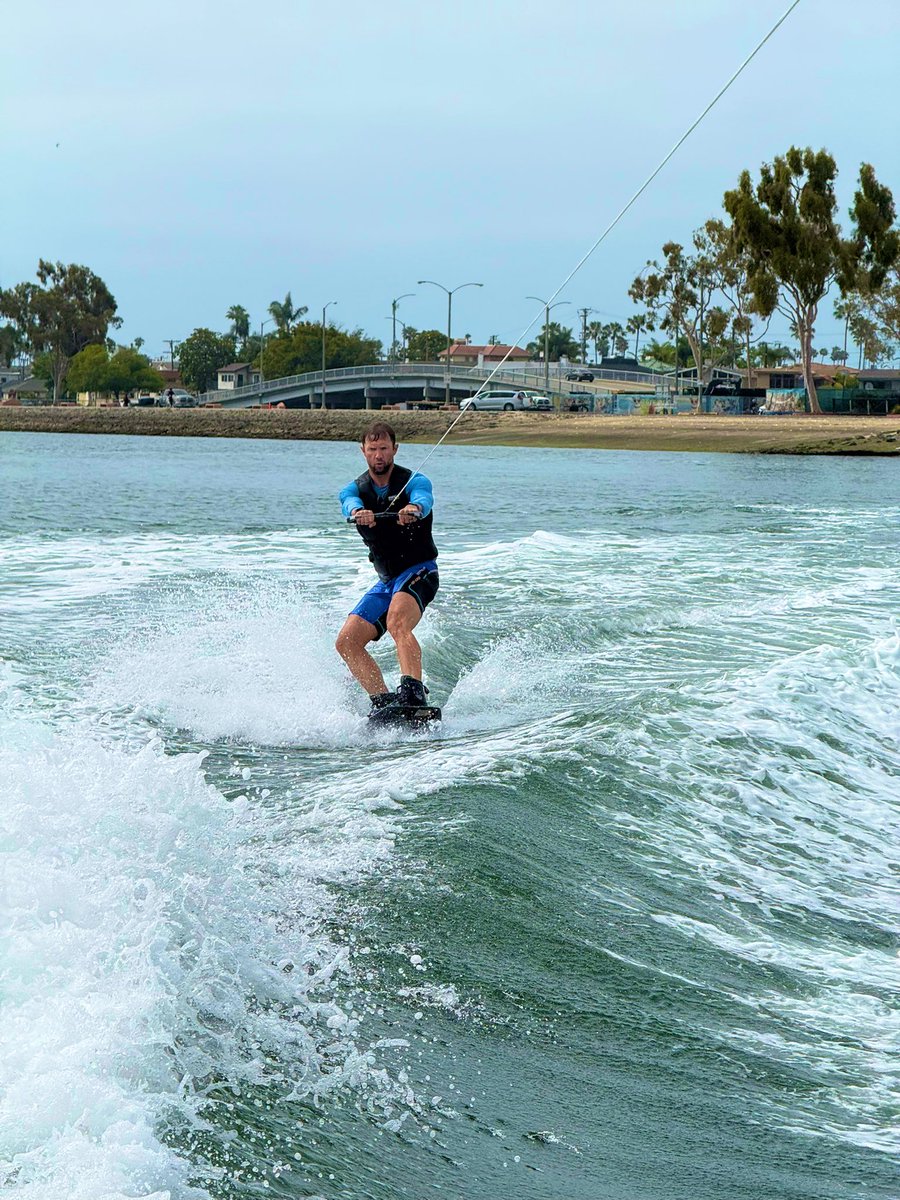 mttgrmm's tweet image. Spent the morning with @dontmitch test driving the @ArcBoats Sport… Thanks Mitch!
The Arc Sport is pretty freaking incredible. Amazing boat, so much fun.
I was able to get up on the wakeboard on my first try (yay!) and subsequently ate it pretty hard 😂