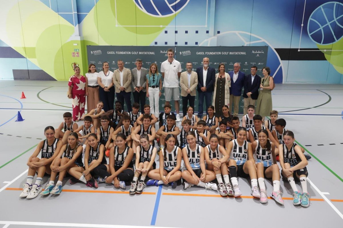 El Pelotazo (@elpelotazocsr) on Twitter photo 🗣️ Pau Gasol en <a href="/elpelotazocsr/">El Pelotazo</a> en el marco de la Gasol Foundation Golf Invitational en la Hacienda Golf Resort
"La <a href="/AndaluciaJunta/">Junta de Andalucía</a> ha apoyado la promoción de los hábitos saludables fomentar la salud de niños y niñas en estado de vulnerabilidad"
📲 #ProgramónMorrocotudo 🗣️ Pau Gasol en <a href="/elpelotazocsr/">El Pelotazo</a> en el marco de la Gasol Foundation Golf Invitational en la Hacienda Golf Resort
"La <a href="/AndaluciaJunta/">Junta de Andalucía</a> ha apoyado la promoción de los hábitos saludables fomentar la salud de niños y niñas en estado de vulnerabilidad"
📲 #ProgramónMorrocotudo