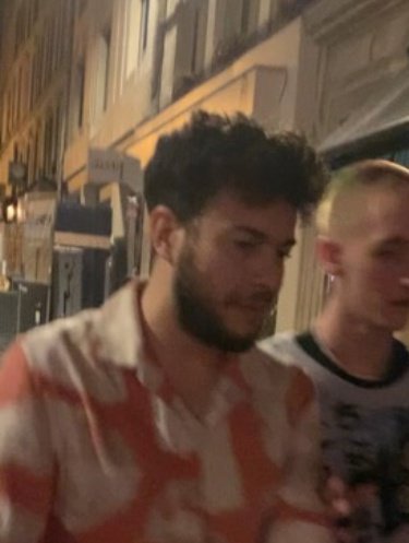 Lil_Kind_'s tweet photo. Jour 3 pour retrouver Henry/Harry de Paris grâce à internet, plus d'info sur le post du jour 1. https://t.co/a6DY8odjfW