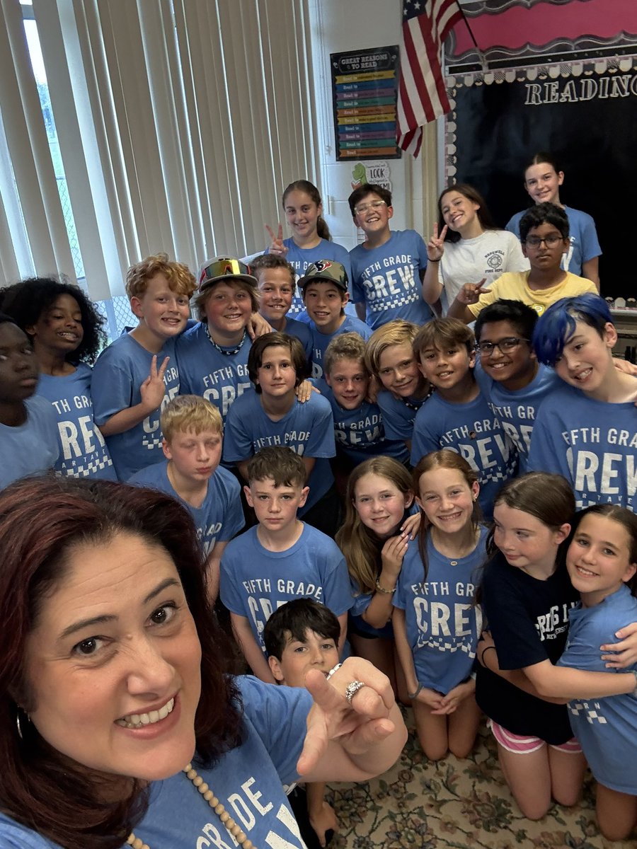 And that’s a wrap on year 26! These fifth graders have my whole heart! Wishing them a wonderful middle school experience. I will miss them! #beartavernpride