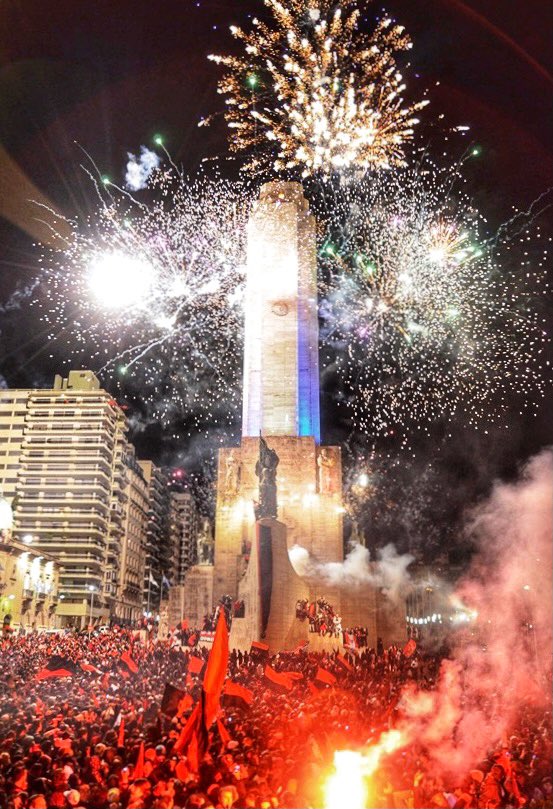 Mientras yo daba la vuelta, vos jugabas en la B.