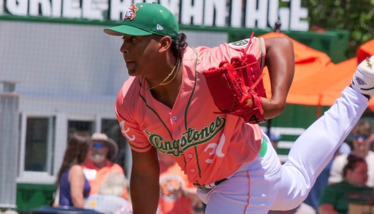 🇨🇴🔥 ¡Nuevo talento colombiano en MLB! Didier Fuentes, de 20 años y nacido en Tolú, debuta con los Bravos de Atlanta. Es el colombiano #34 en llegar a Grandes Ligas. Recta de 98 mph, temple y proyección de estrella. 

 98.4 mph
📊 185 IP en MiLB
ERA 3.70 | WHIP 1.13 | K/9 10.8
