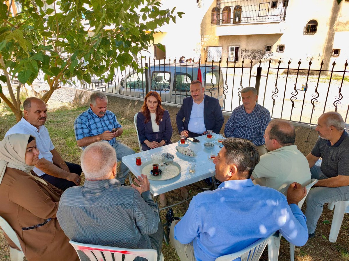 📍Toroslar

Kurdali Mh. Muhtarımız Sn. Abdullah İnan’ı İlçe Başkanımız Sn.Ferdi Çokkeser ve teşkilatımız ile birlikte ziyaret ettik. 

Muhtarımızdan mahallemizin talep ve sorunlarını dinledik. Nazik ev sahipliği için teşekkür ediyor, görevlerinde başarılar diliyorum.