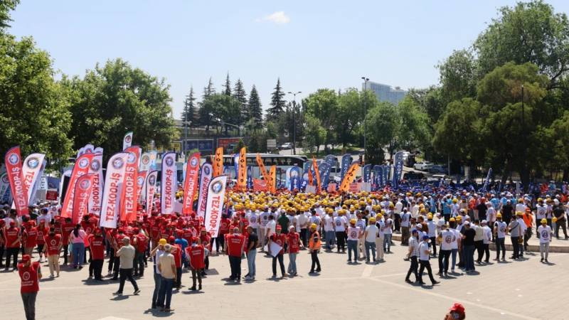 t24.com.tr/yazarlar/musta…