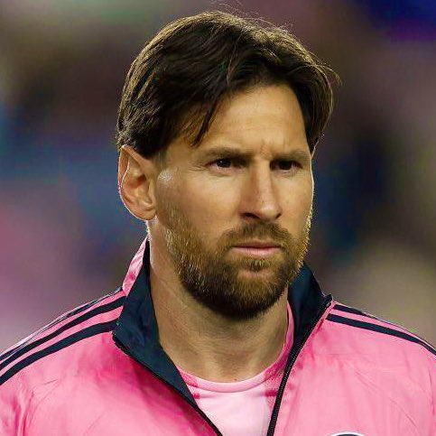 BlazquezFont's tweet image. 🗣️Leo Messi: “Soy consciente de que estoy jugando mis últimos partidos y los estoy disfrutando al máximo. Estoy seguro de que se están viendo mis últimos momentos en la élite del fútbol”. #MundialDeClubes
