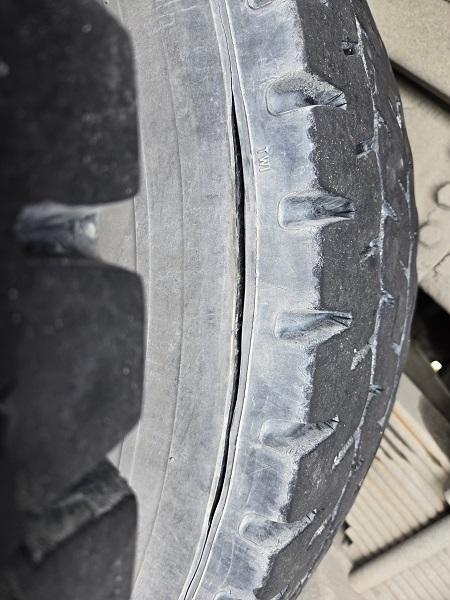 Burnaby RCMP, partners undertake Commercial Vehicle Enforcement operation after overweight dump truck complaints

bit.ly/409KXsq