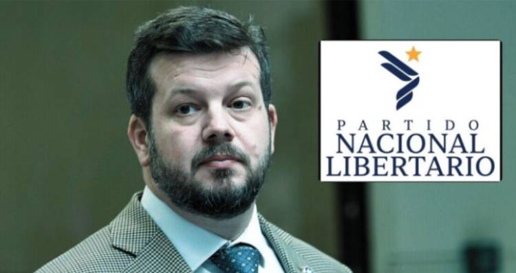 💣 URGENTE - GRAVISIMO: JOHANNES KAISER FACTURO UN VIAJE A MADRID ANTE LA CÁMARA DE DIPUTADOS POR $2.000.000, NUNCA SALIO DE CHILE, Y HOY ESE VIAJE FUE ELIMINADO DE LA PLATAFORMA DE TRANSPARENCIA MISTERIOSAMENTE

➡️ El Candidato Presidencial Libertario, Johannes Kaiser entre el
