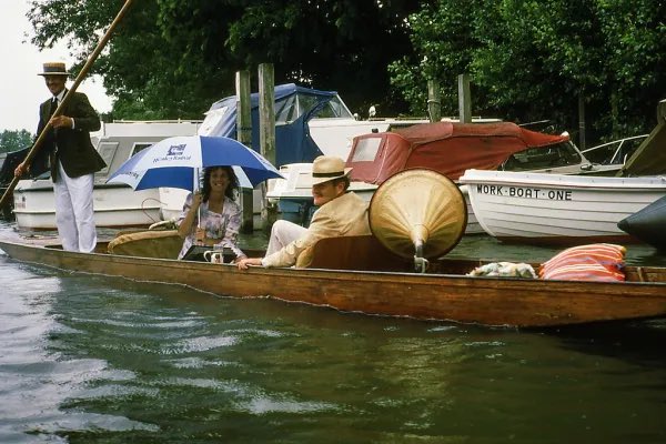 SleepstoHenley tweet media