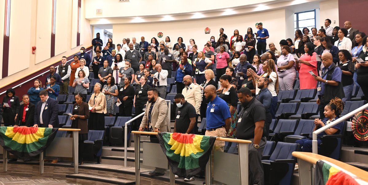 MedStarWHC's tweet image. Our annual #Juneteenth celebration featured a powerful drumming and dance performance by @coyabadance Theater, along with a keynote presentation from @DrAngelaDThomas about the work of Babies Safe Moms in our community. A meaningful and memorable event! ms.spr.ly/6019SvkBT