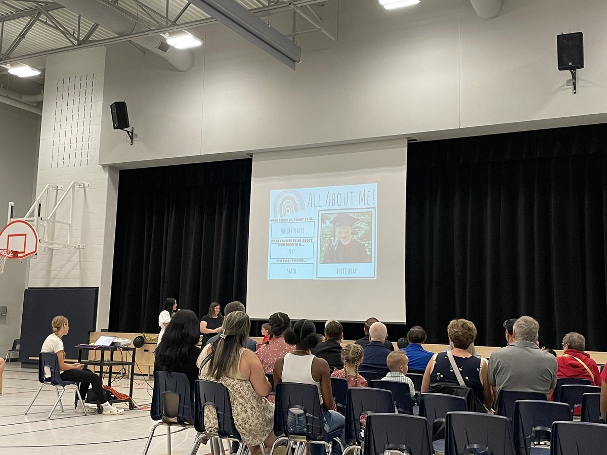 Julie Ruberto (@julieruberto) on Twitter photo Another beautiful day for SK graduations! Thank you to our FDK team for organizing and creating a memorable graduation for our youngest Tiger cubs! <a href="/TweedsmuirS/">Tweedsmuir Public School</a>! Ty to the families that could join us! Another beautiful day for SK graduations! Thank you to our FDK team for organizing and creating a memorable graduation for our youngest Tiger cubs! <a href="/TweedsmuirS/">Tweedsmuir Public School</a>! Ty to the families that could join us!