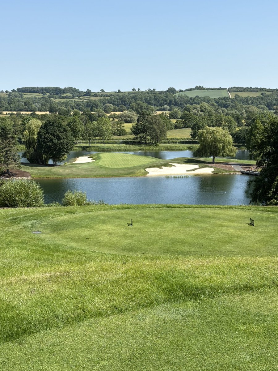 Springettliam's tweet image. Today was pretty good 😎 Thank you @ICL_Turf @Happy_Pledge @RobAinscoughICL