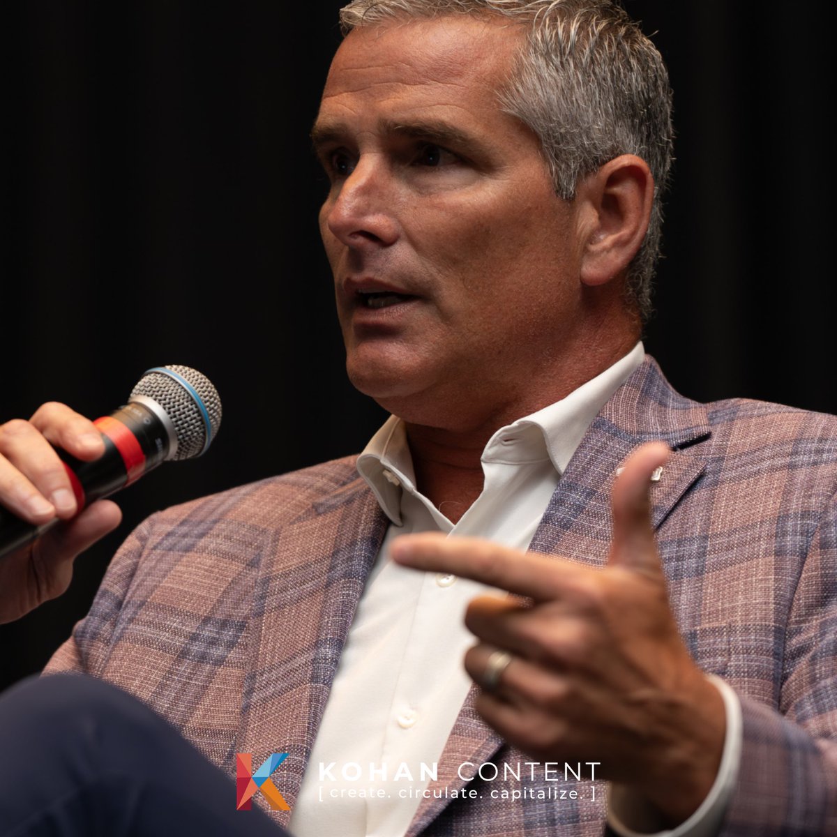 KohanContent's tweet image. The Kohan Content team was on the ground at the 2025 @OfficialTHSADA State Conference, capturing the energy, connection, and leadership that define this event. From panel discussions and podcast interviews to Hall of Honor celebrations and even a quick golf round—we didn’t miss a…