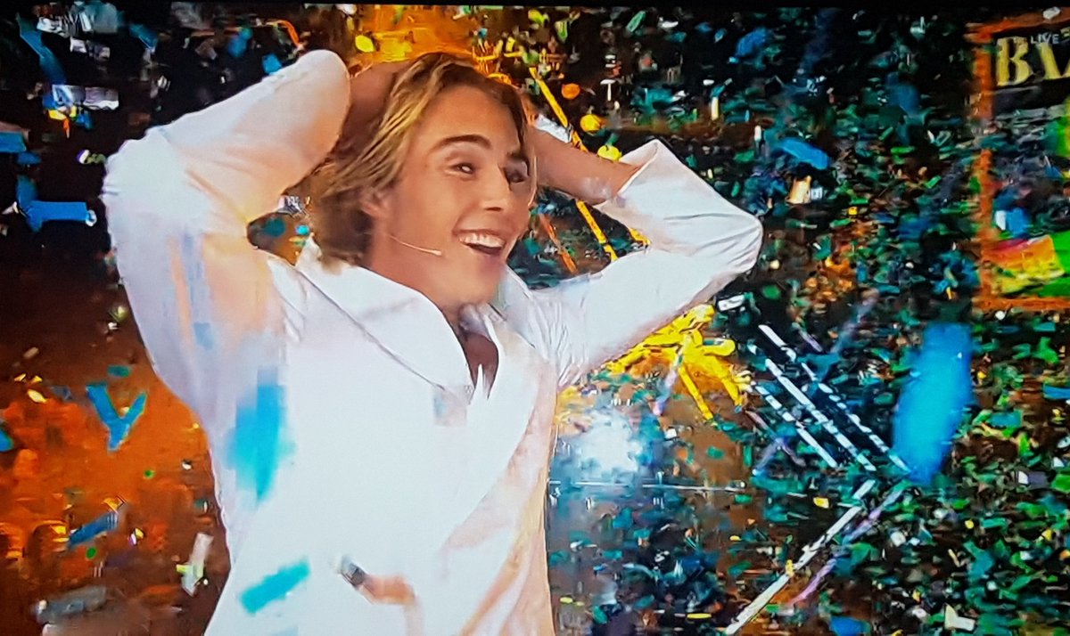 Moritz zeigt gerade mehr Emotionen als in 25 Folgen zusammen #GNTM