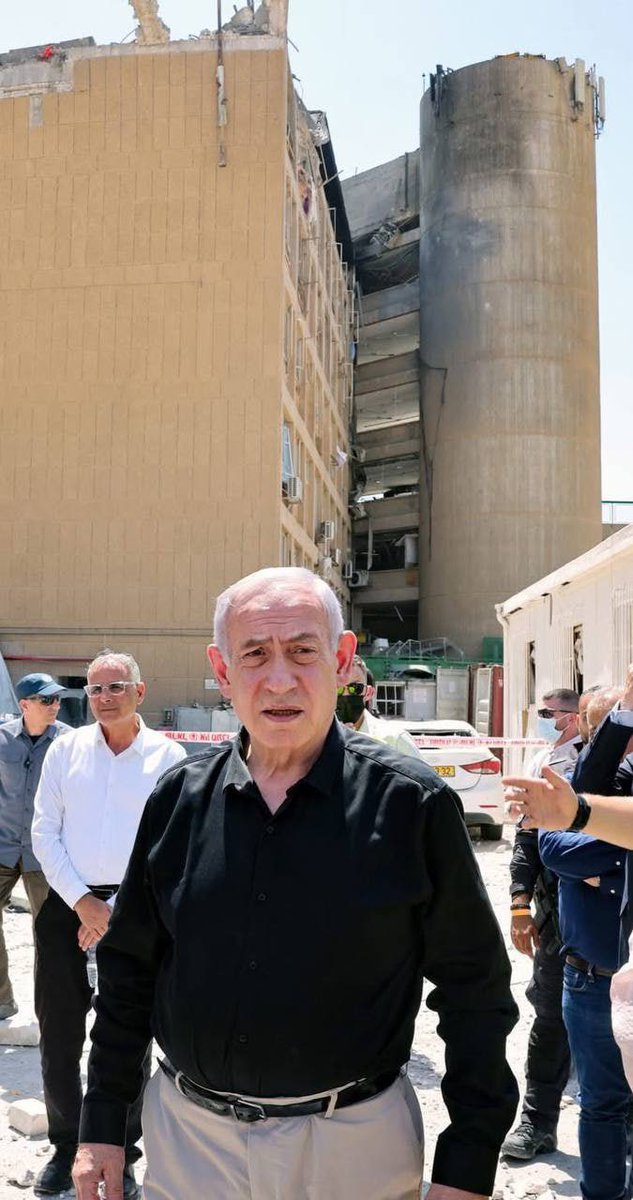 What we couldn’t see because of the media blackout, we can clearly see in Netanyahu’s face.