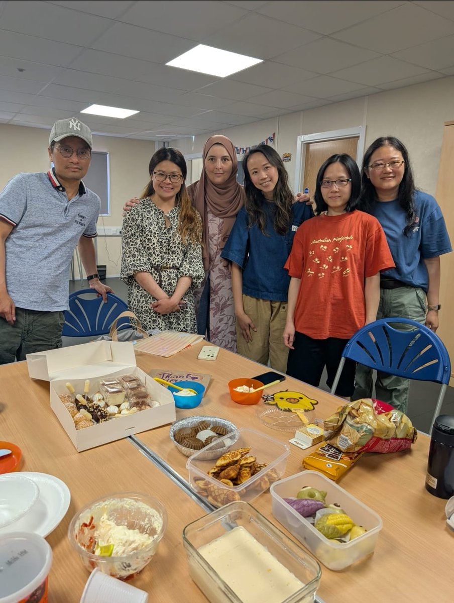 Another group of wonderful parents who have completed the English course. Well done!