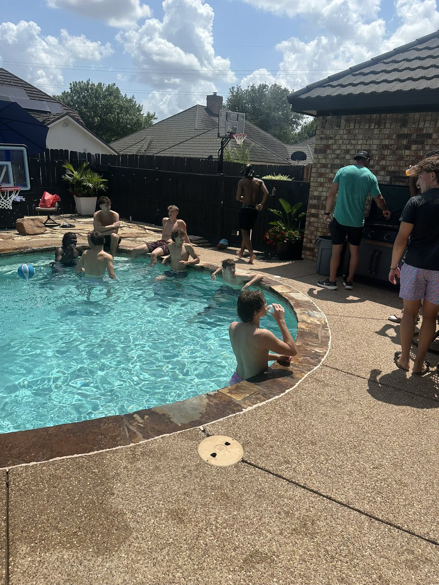 Coach Holman tweet media