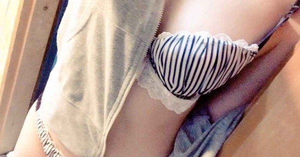 MongeRhode12137's tweet photo. いっしょに寝てDキスいっぱいしてお互いスイッチ入ってたのに 
何もしないことってあるんだ https://t.co/xTFyFu4X0p