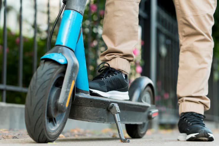 Hoy aprobamos la reglamentación del uso de scooters para favorecer la seguridad de peatones y conductores de estos vehículos eléctricos

Además, impulsamos la creación del Consejo Consultivo del Cambio Climático

#66Legislatura
#elCongresodelaGenteBuena