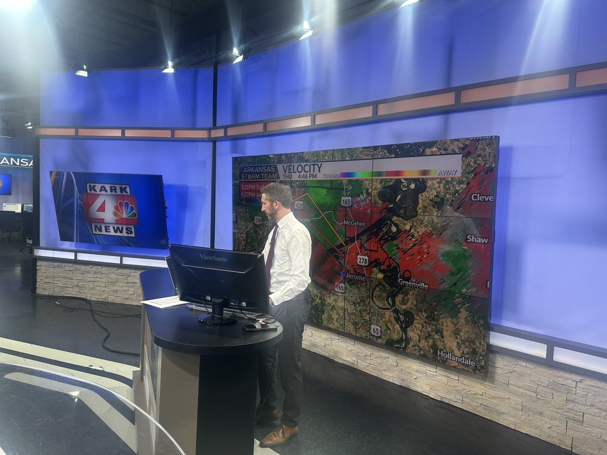 JessOnAir's tweet image. Tornado warning near Monticello. Watch @KARK4News @FOX16News right now for the latest