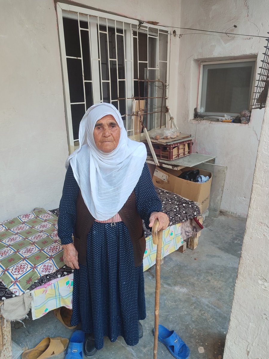 kabilereisi74 (@kabilereisi74) on Twitter photo Dinçer abi ben Mardin Nusaybin'den yazıyor um. Bu teyze tek başına yaşıyor. Burda sıcaklık en az40 derece sizden bir klima ile bir TV istiyoruz. Allah hayrinizi kabul etsin. İletişim Nurullah Çoşkun. 05445854722 <a href="/dincerazaphangs/">Dinçer Azaphan</a> Dinçer abi ben Mardin Nusaybin'den yazıyor um. Bu teyze tek başına yaşıyor. Burda sıcaklık en az40 derece sizden bir klima ile bir TV istiyoruz. Allah hayrinizi kabul etsin. İletişim Nurullah Çoşkun. 05445854722 <a href="/dincerazaphangs/">Dinçer Azaphan</a>