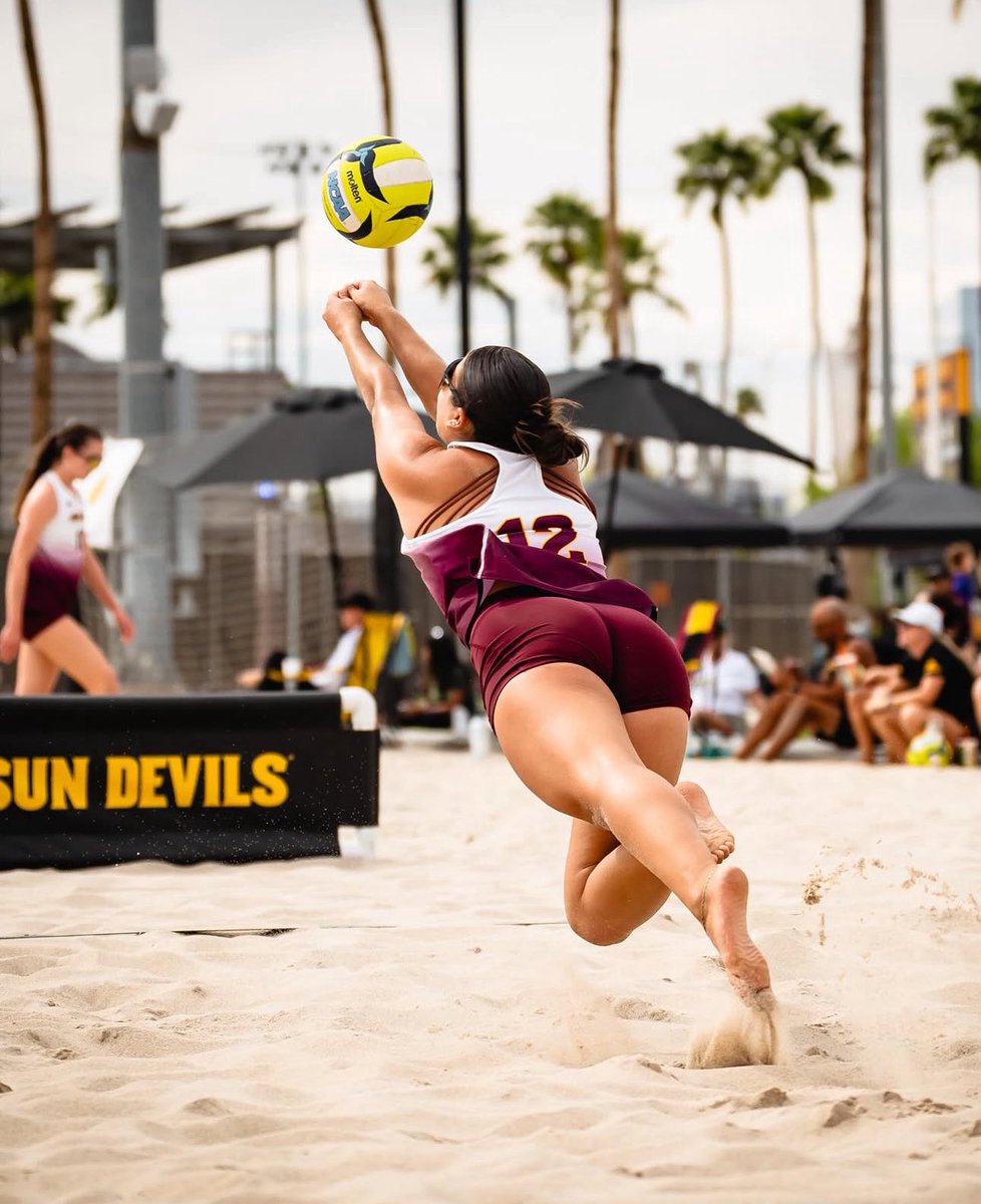 SunDevilBeachVB's tweet image. Her second year in Tempe was a good one 🌟

Arden Besecker is No. 16 in the ASU record book for wins as a Sun Devil (35)! 

#SandDevils /// #ForksUp