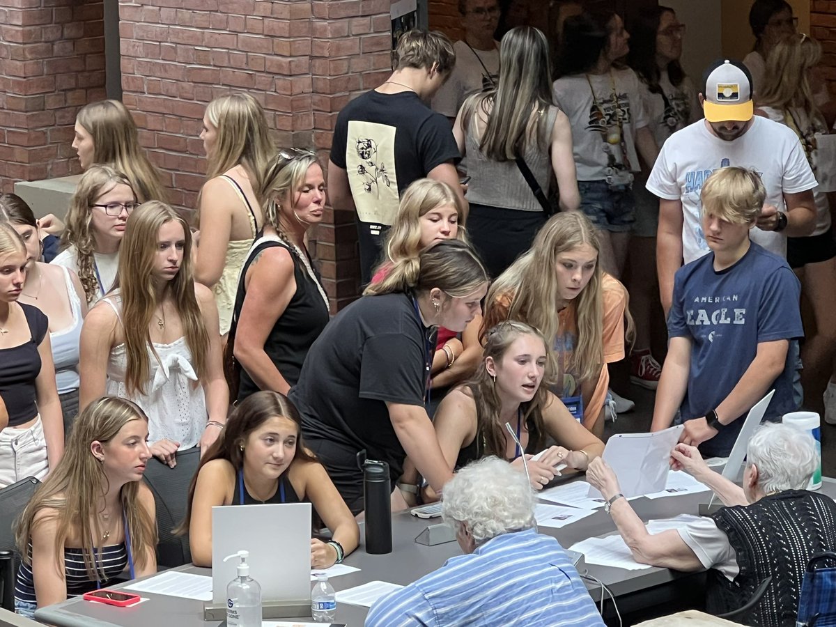 Holocaust Museum was a great stop. Kids got to talk to survivor relatives! #KarcherDC25 #focused