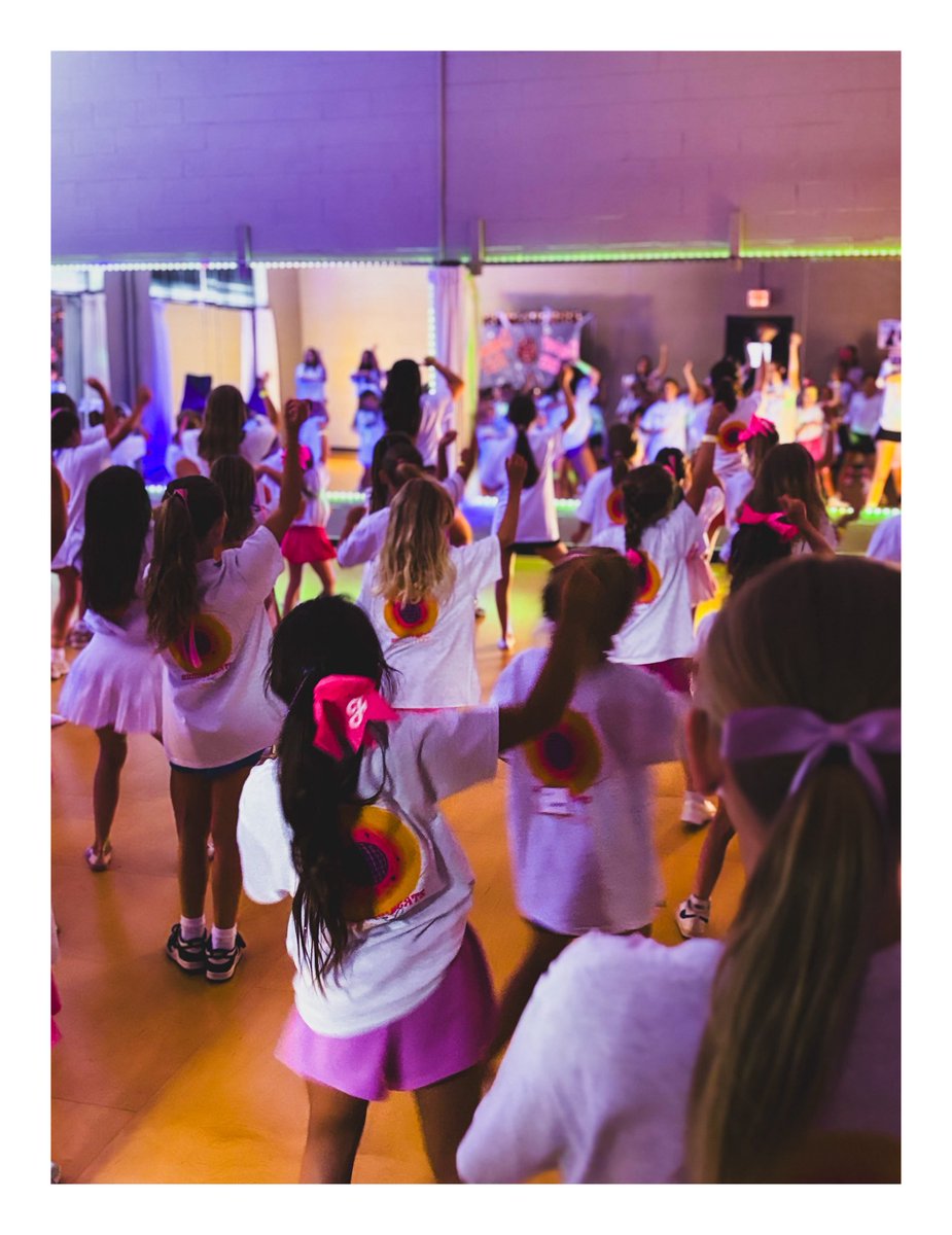 FHS Dance Department tweet media