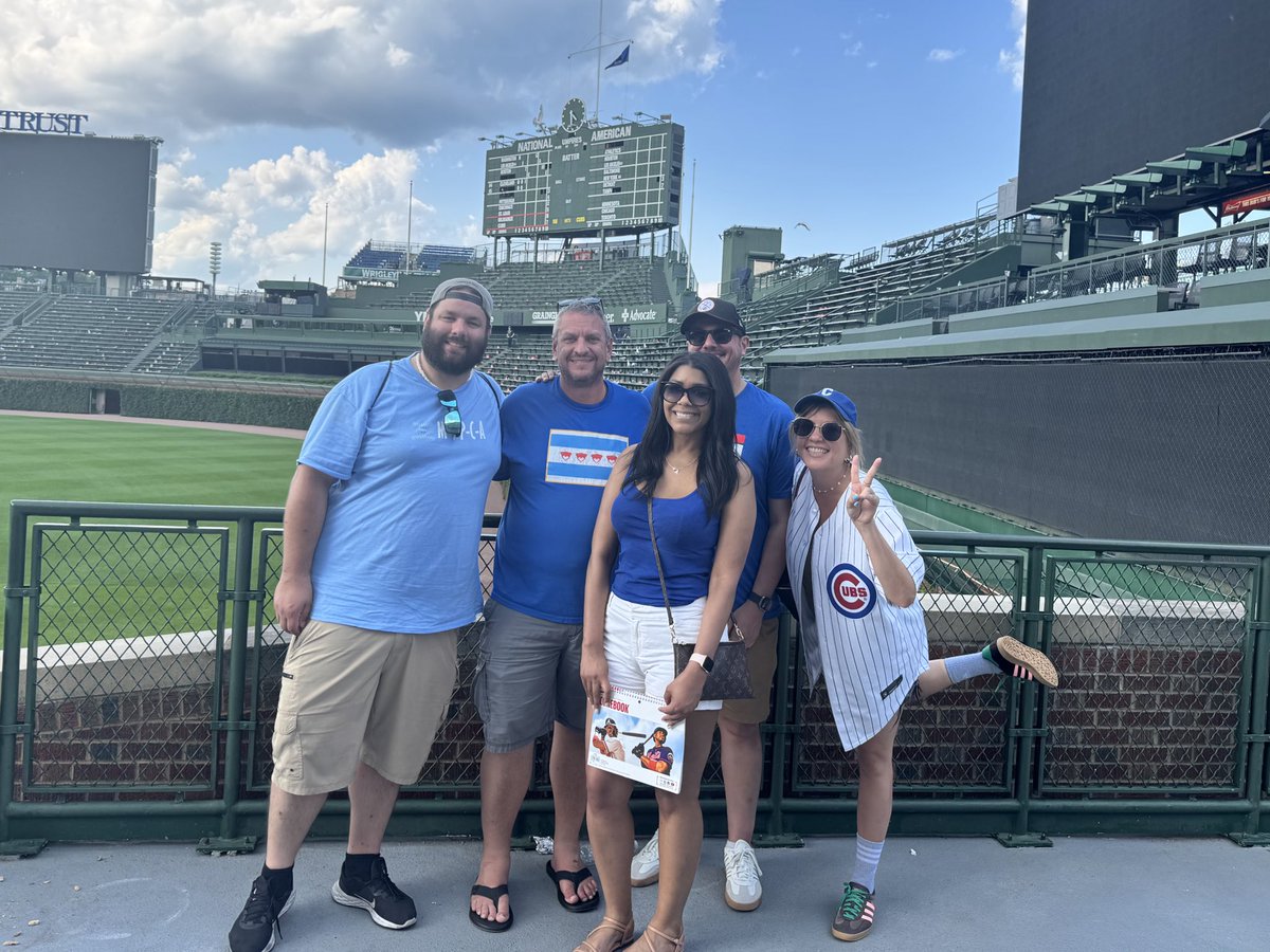 Class pic

<a href="/BeauDuran/">Beau Duran</a> <a href="/PrazMaster/">Mike Praznowski</a> <a href="/KFidds/">The Reverend KFidds</a>