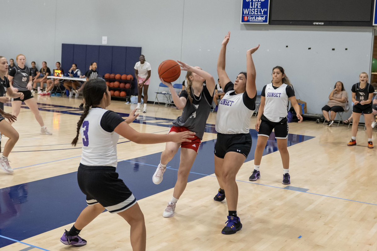 Grayson College Women's Basketball (@graysonwbb) on Twitter photo Huge thank you to all the HS teams from Texas & Oklahoma who competed at the Grayson College Team Camp!
Great effort, prep, and competition this week. Best of luck as you gear up for the upcoming season!
More photos can be found on the GC Vikings Facebook page! <a href="/CoachBSimm0/">Simeon Burton</a> Huge thank you to all the HS teams from Texas & Oklahoma who competed at the Grayson College Team Camp!
Great effort, prep, and competition this week. Best of luck as you gear up for the upcoming season!
More photos can be found on the GC Vikings Facebook page! <a href="/CoachBSimm0/">Simeon Burton</a>