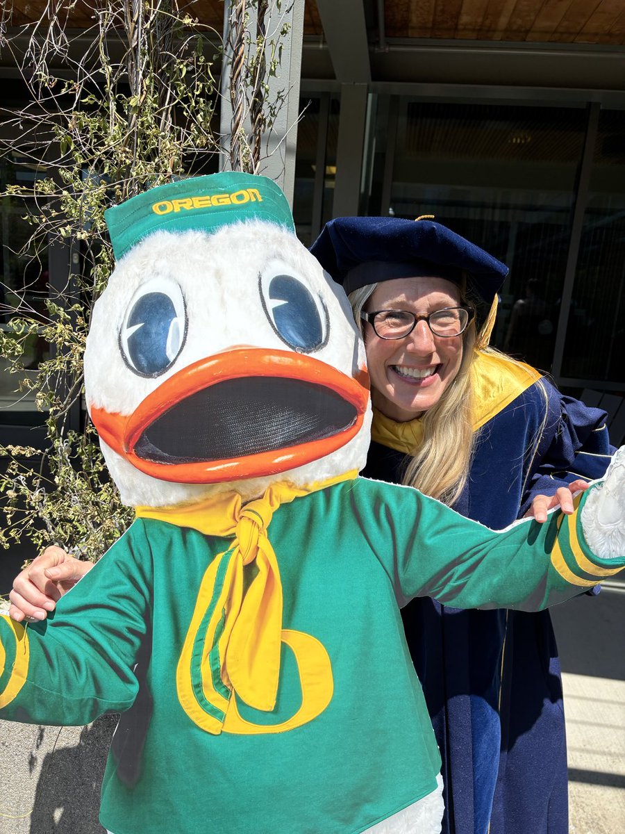 University of Oregon College of Education Dean (@uoeducationdean) on Twitter photo Happy Graduation COE Ducks! Time to soar! 💚💛 #DuckGrad25 <a href="/uoregon/">University of Oregon</a> <a href="/uoeducation/">University of Oregon College of Education</a> Happy Graduation COE Ducks! Time to soar! 💚💛 #DuckGrad25 <a href="/uoregon/">University of Oregon</a> <a href="/uoeducation/">University of Oregon College of Education</a>