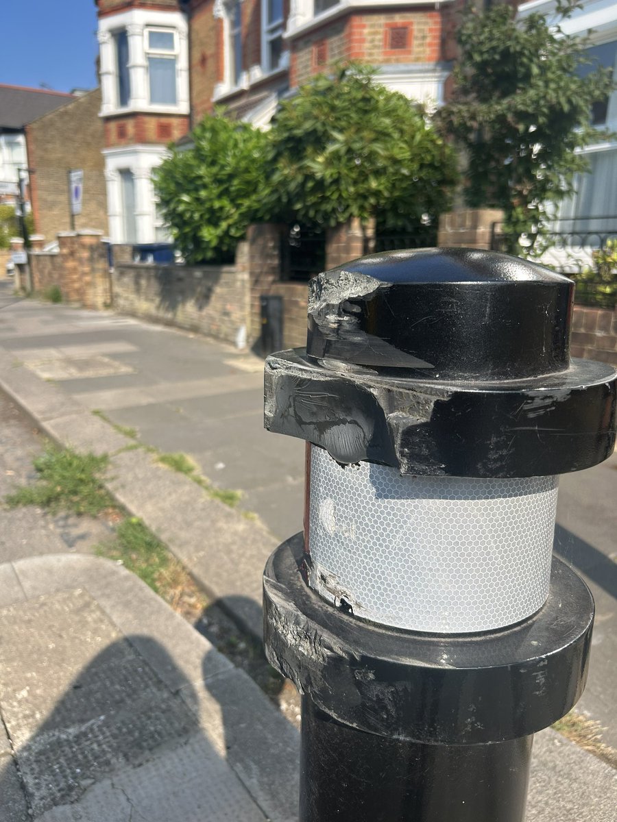 Rat Runs of West Ealing (@ratrunswealing) on Twitter photo Another smashing success for <a href="/_petermason/">Peter Mason</a> 🚛💥
The Leighton Rd width restriction bollard’s been obliterated again. But hey, at least it looks like you’re doing something about the traffic, right?
Appreciate all the empty promises and decorative road safety. <a href="/deirdrecostigan/">Deirdre Costigan MP</a> Another smashing success for <a href="/_petermason/">Peter Mason</a> 🚛💥
The Leighton Rd width restriction bollard’s been obliterated again. But hey, at least it looks like you’re doing something about the traffic, right?
Appreciate all the empty promises and decorative road safety. <a href="/deirdrecostigan/">Deirdre Costigan MP</a>