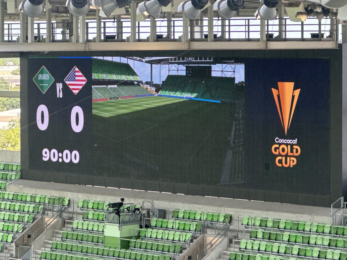 ⚽️ Todo listo en el <a href="/Q2Stadium/">Q2 Stadium</a> para recibir a 🇺🇸 VS 🇸🇦 en busca de clasificar a cuartos de <a href="/GoldCup/">Gold Cup</a> - Todo comienza en punto de las 8PM C por <a href="/UniMas/">UniMás</a> y <a href="/TUDNUSA/">TUDN USA</a> 🥅