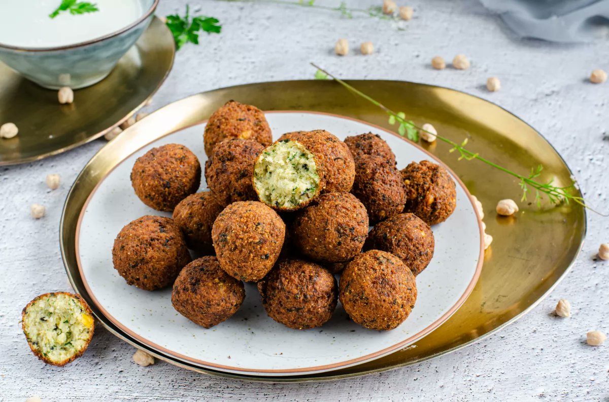 3 recetas fáciles y sabrosas para hacer falafel en casa sitiosargentina.com.ar/3-recetas-faci… #cocina #rtecetas