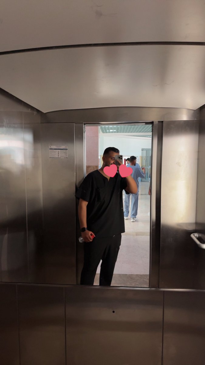 UserMeshal's tweet image. هل تعلم شعور انك ثلاث شخصيات بنفس الوقت؟