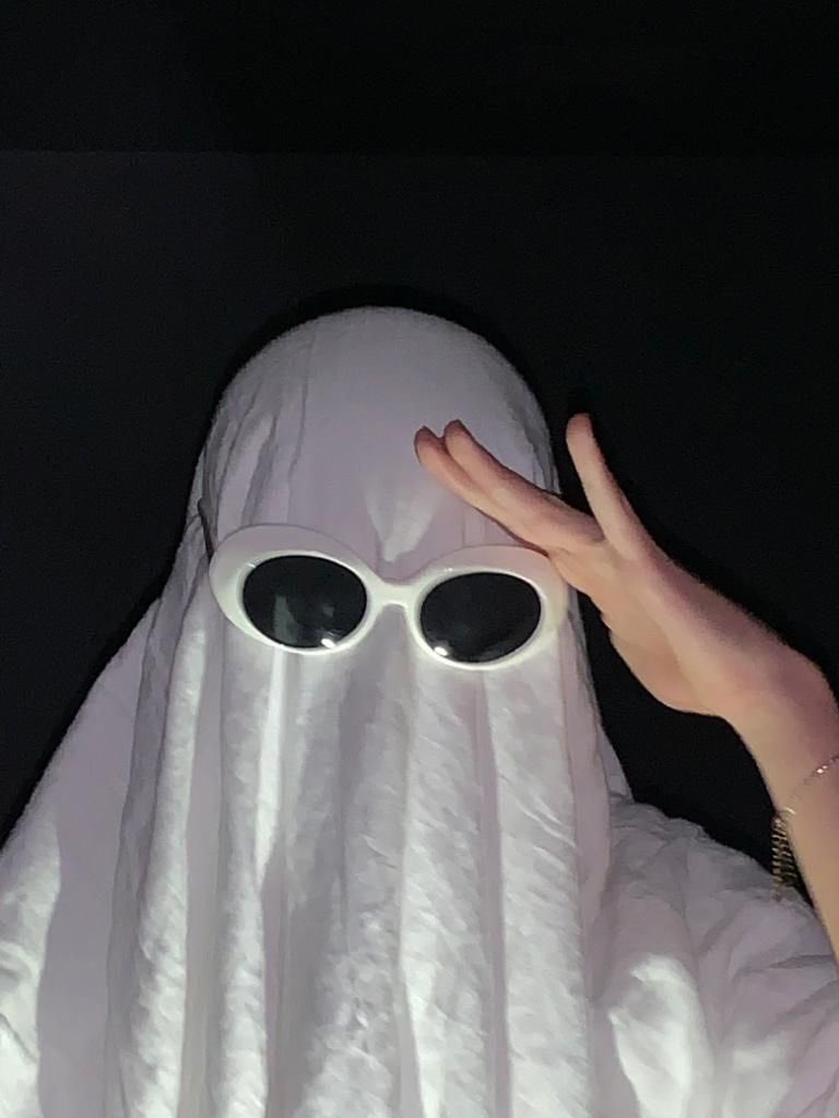 <a href="/phantom/">Phantom</a> Nice ghost <a href="/phantom/">Phantom</a> , I see you hopped on the $dank wave