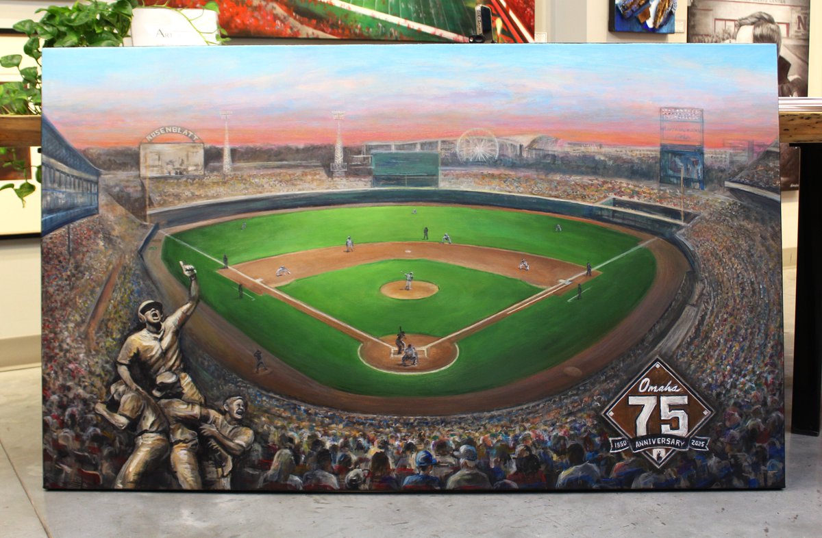 Aspitsnogle's tweet image. Ready to add in the finishing touches with the field design LIVE at the @CWSOmaha game on Saturday!
75th Anniversary prints will be available with a Limited-Edition option where I customize it for a specific team. To sign up: cwsomaha.com/sb_output.aspx…
#MCWS #CWS #RoadToOmaha