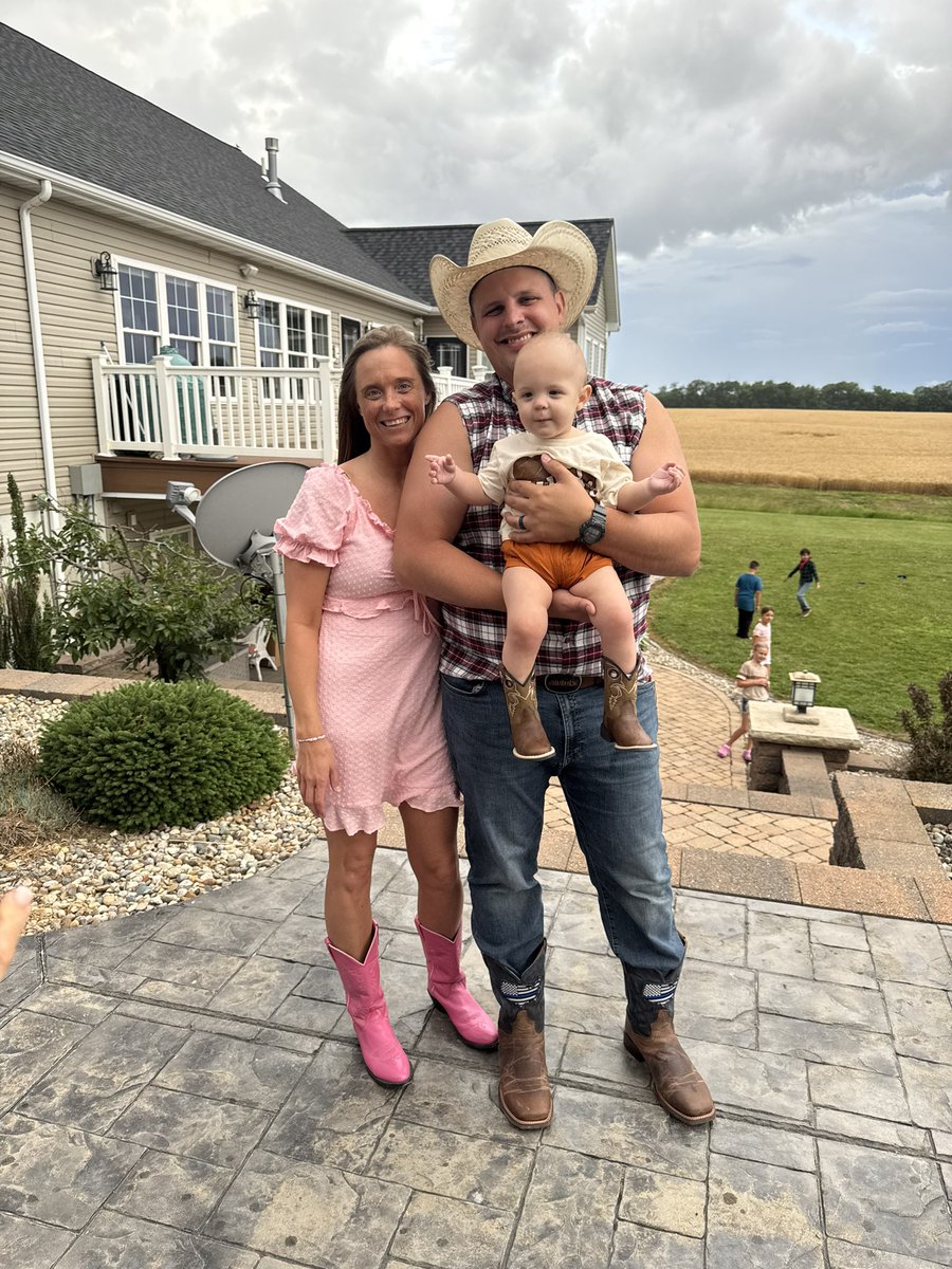 And just like… that my sweet boy turned ONE June 13th!! Time please slow down!
I love you so much! You are mom and dad’s greatest blessing❤️❤️