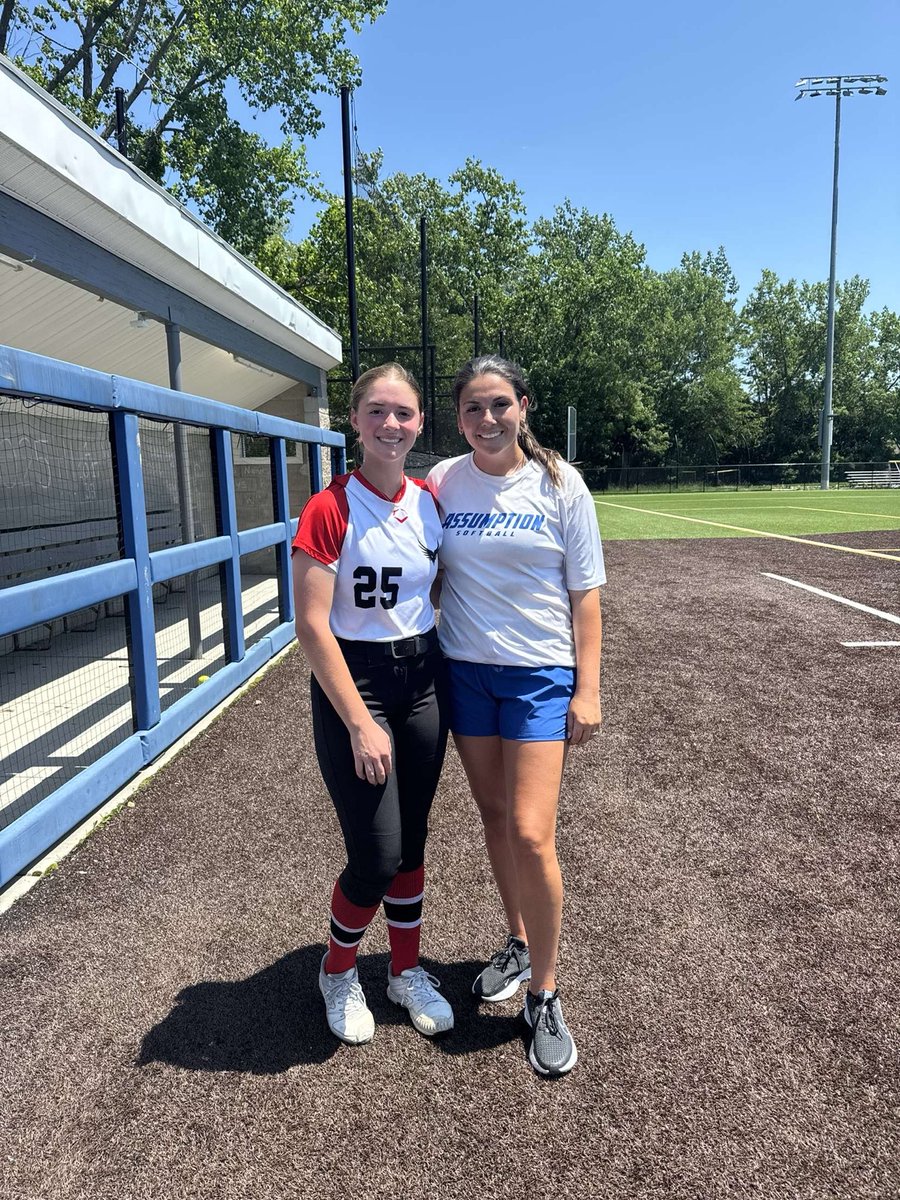I had an awesome time at the <a href="/AssumptionSB/">Assumption University Softball</a> camp today! Thank you coaches and players for putting on a great camp! Hoping to be back soon! 

<a href="/NYNighthawksSB/">NY Nighthawks Softball</a> <a href="/JjhsSoftball/">John Jay EF Varsity Softball</a>