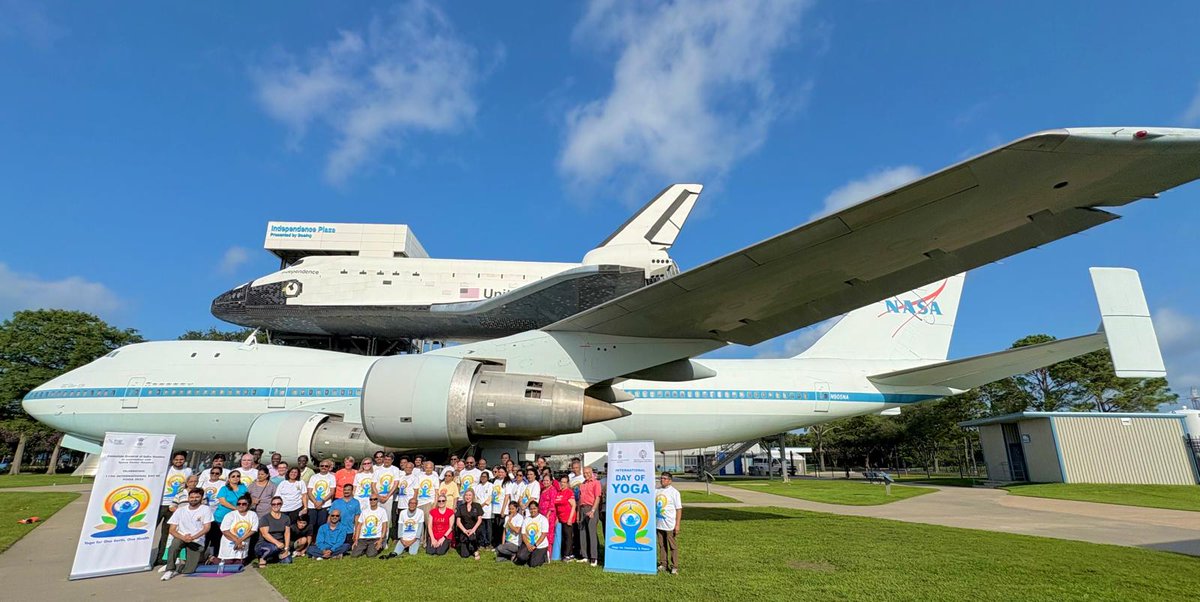 India in Houston (@cgihou) on Twitter photo *IDY at NASA ๐!!*
A wonderful morning of unity, wellness, and community spirit ๐๐งโโ๏ธ
The Consulate General of India, Houston joined hands with <a href="/SpaceCenterHou/">Space Center Houston</a> and Rasa Yoga to celebrate the 11th International Day of Yoga.
Thank you to all who joined us in embracing the theme โ *IDY at NASA ๐!!*
A wonderful morning of unity, wellness, and community spirit ๐๐งโโ๏ธ
The Consulate General of India, Houston joined hands with <a href="/SpaceCenterHou/">Space Center Houston</a> and Rasa Yoga to celebrate the 11th International Day of Yoga.
Thank you to all who joined us in embracing the theme โ