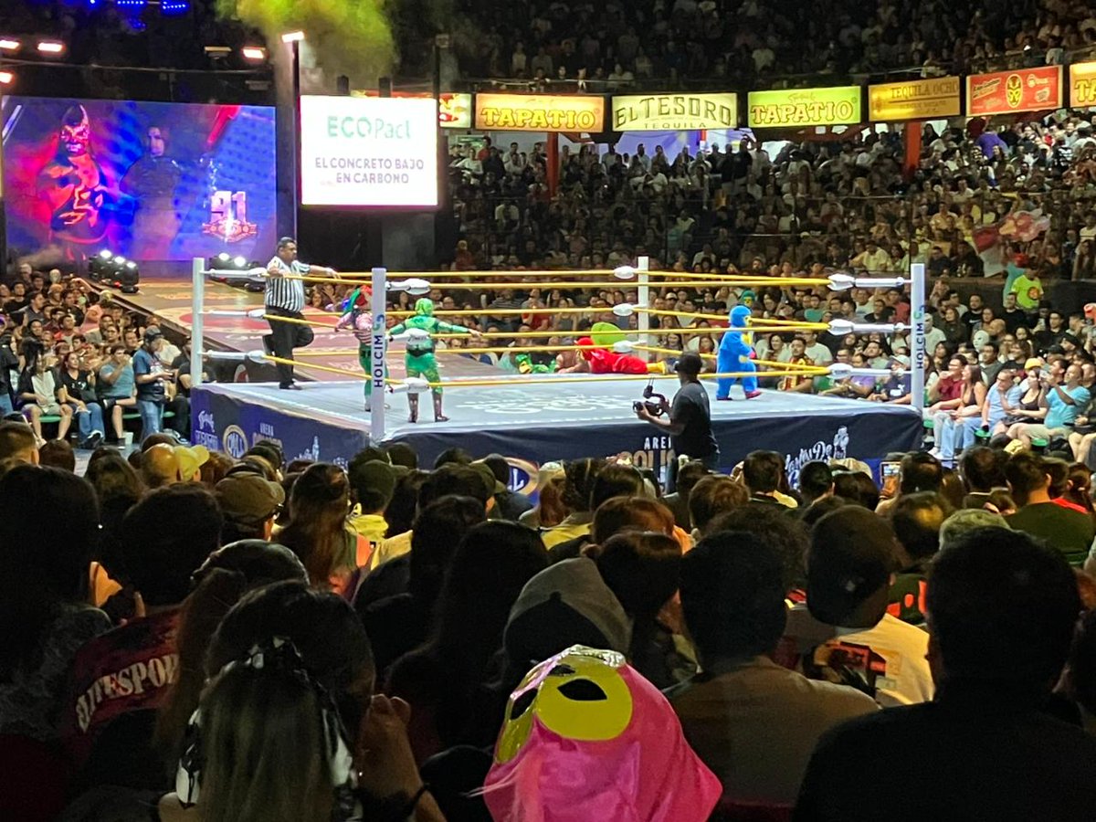 En busca de la música y los sonidos de la <a href="/ArenaColiseoGDL/">Arena Coliseo GDL</a>
#66aniversario #ElSonidoDeLaMúsica #SensacionesSonoras