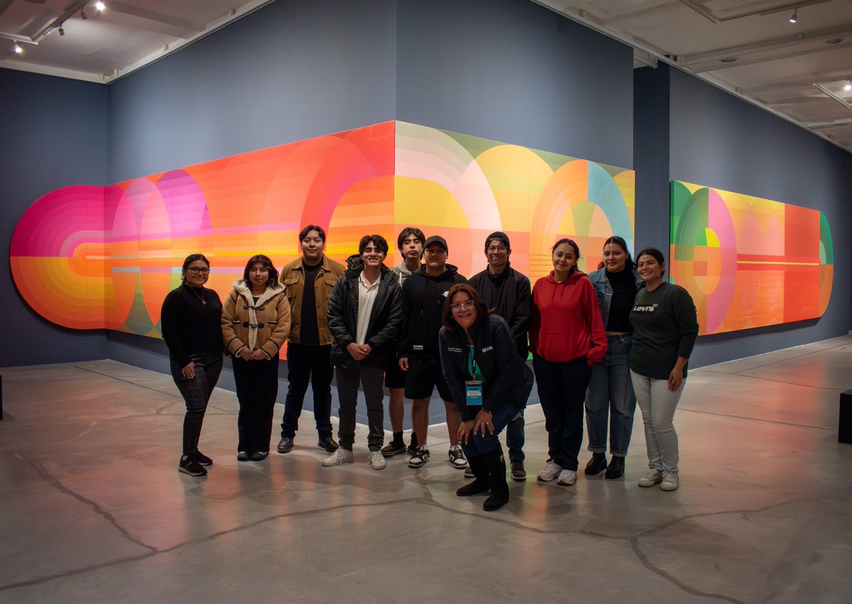 🎨 Recibimos a un grupo de jóvenes estudiantes del Bachillerato "Ignacio Zaragoza", del municipio de Zacapala; y también de la Facultad de Ciencias de la Comunicación BUAP en la Galería de Arte del #CCU.
¡Te esperamos!

📆 De martes a domingo ⏰10:00 a 19:00 h. 
🎟️ Entrada libre
