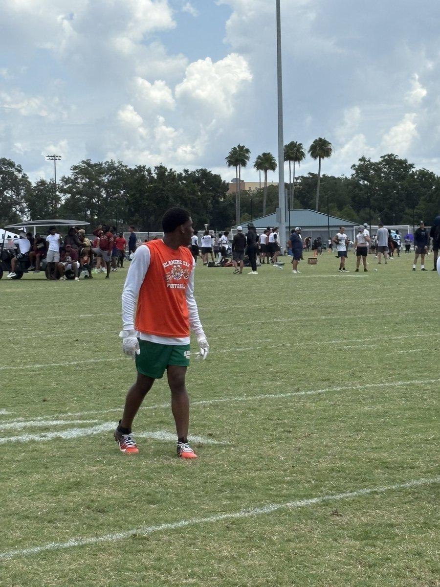 CoachT1920's tweet image. Great showing 7on7 event at @USFFootball today! Proud of our guys for competing hard and representing with pride. Go Tigers! ๐
๐ช๐ฝ๐ #7on7 #GoTigers